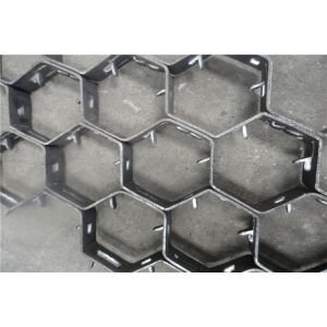 Buy cheap 2.0X20X50mm 310S Hex Mesh Refractory Lining China Manufacturer from wholesalers