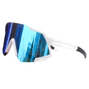 Buy cheap Anti Glare Polarized Sunglasses High Light Transmission UV400 Protection from wholesalers