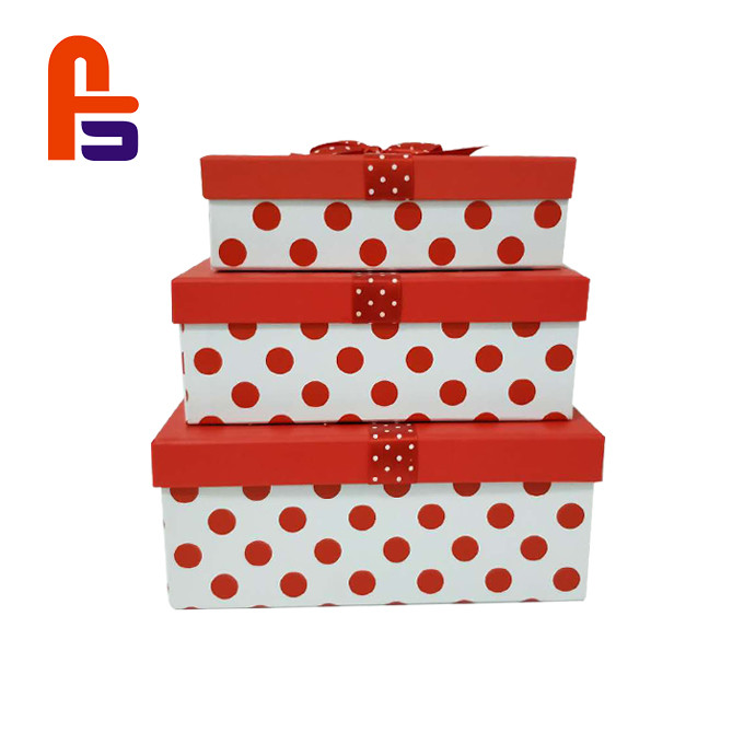 Buy cheap Large Capacity Gift Lids Recyclable Materials No Harm To Kids Cardboard Box With product