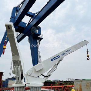 Buy cheap Telescoping Boom Crane Yacht Pedestal Jib Stretch Out And Draw Back 2T 5M from wholesalers