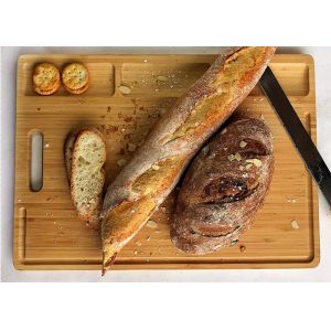 Buy cheap Varnished Surface Bamboo Cutting Board Set With 3 Separate Compartments from wholesalers