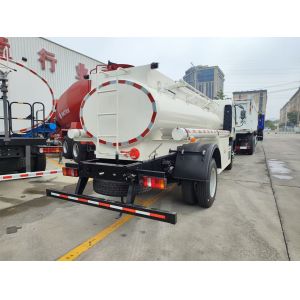 Buy cheap HOWO 4×2 Light Truck 5-6CBM LHD 160HP from wholesalers