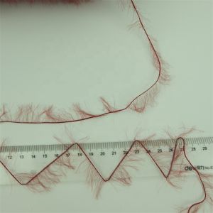 High Strength Feather Yarn High Tenacity 100% Nylon Fluffy Chunky Yarn For