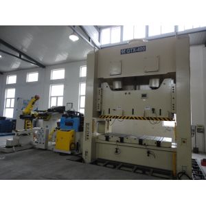 CNC Steel Decoiler And Straightener Punching Metal NC 1.5T Coil Feed Line