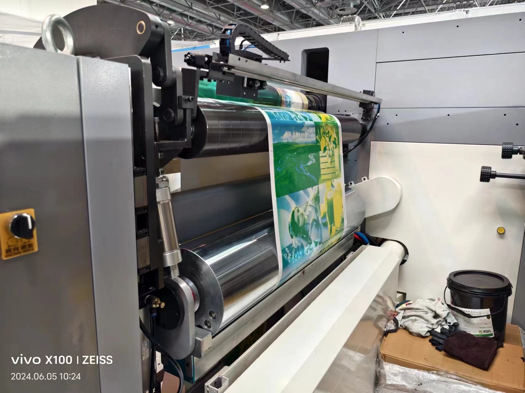 Die Cutting Automatic Flexo Printing Machine 1200mm Length Multiple Function