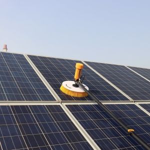 Automatic Lithium Battery Powered Solar Cleaning Machine Single Head Spin