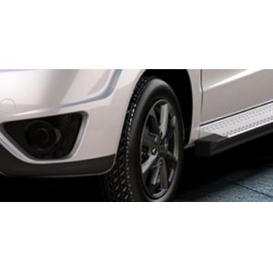 Safe EV Hatchback Right Hand Drive 205km Range Electric Passenger Vehicle