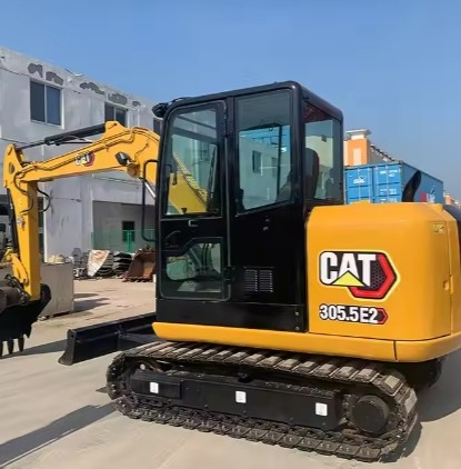 Cat 305.5E2 Yellow Second Hand Excavator Heavy Construction Machinery Caterpillar 305.5E2