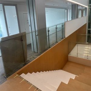 Custom Aluminum Tempered Glass Banister Railing Stair For Hotel
