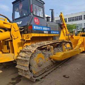 Crawler SHANTUI SD32 Bulldozer 320hp With Three Shank Ripper