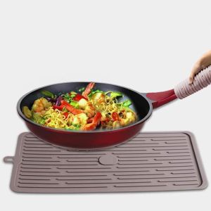 Buy cheap Multipurpose Drain pad Square Shape 305g Silicone Pot Holders from wholesalers