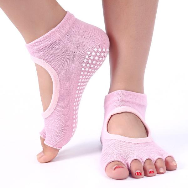 Quality Exfoliating Silicone Moisturizing Gel Socks With 78% Cotton 22% Spandex for sale