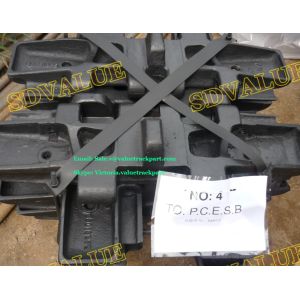 Buy cheap Spare Parts XCMG QUY250 Crawler Crane Track Shoe from wholesalers