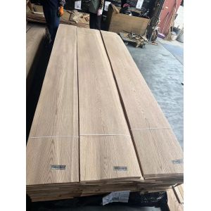 Buy cheap Unfinished Oak Veneer with Straight Grain Pattern Elevate Your Furniture to the Next Level from wholesalers