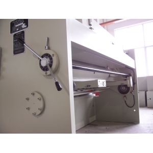 Automatic CNC Sheet Metal Cutting Machine With Follwing Founction