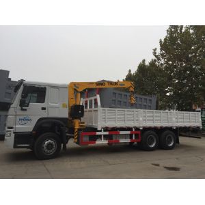 Buy cheap HOWO Truck Mounted Mobile Crane 5 Tons 4X2 LHD ZZ1127G4215C1 from wholesalers