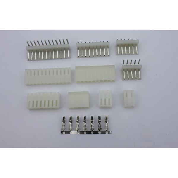 3.96mm Pitch Right Angle Automotive Connectors 5A AC/DC Molex P/N 09-65-2038