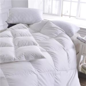 Buy cheap Queen Size Fluffy Down Alternative Comforter Cooling and Reversible for Hotel Comfort from wholesalers