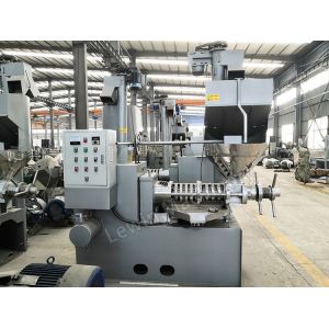 Buy cheap Straight Row Squeezer 300kg/H Screw Oil Press Machine from wholesalers