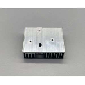 Vertical Mounting Aluminum Heatsink Customized Surface Treatment For Optimal