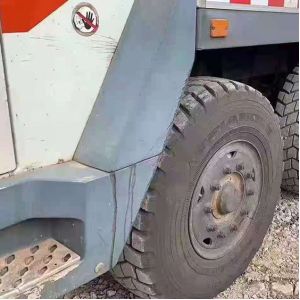 Construction Machinery 150 Ton Truck Crane With 6 Telescopic Sections