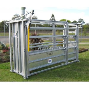 Buy cheap Double Squeeze Cattle Chute from wholesalers