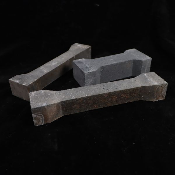 Quality High Corrosion Resistance Silicon Carbide Column White Color Ideal Material Choice for Corrosive Industrial Environments for sale