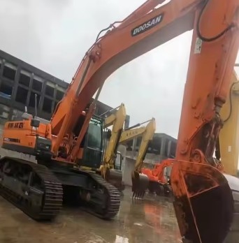 Heavy Duty Machinery Used Doosan Dx 500 Digger Excavators