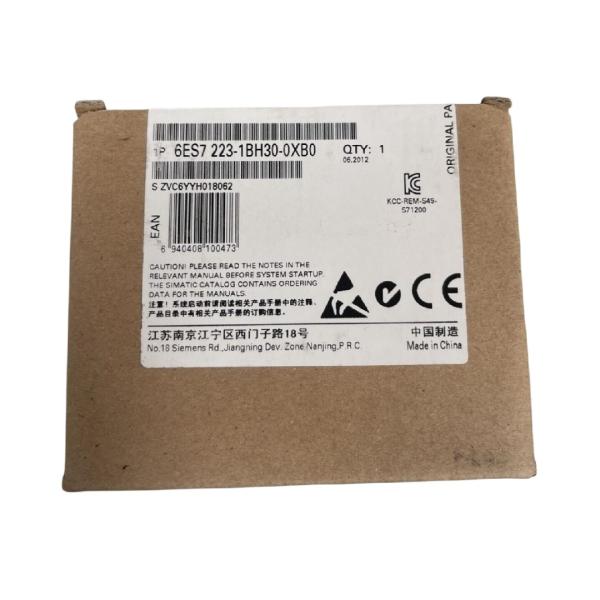 SIEMENS SIMATIC PLC S7-1200 6ES7 223-1BH30-0XB0 SM1223 8 x 24 VDC Input / 8 x 24 VDC Output Signal modules