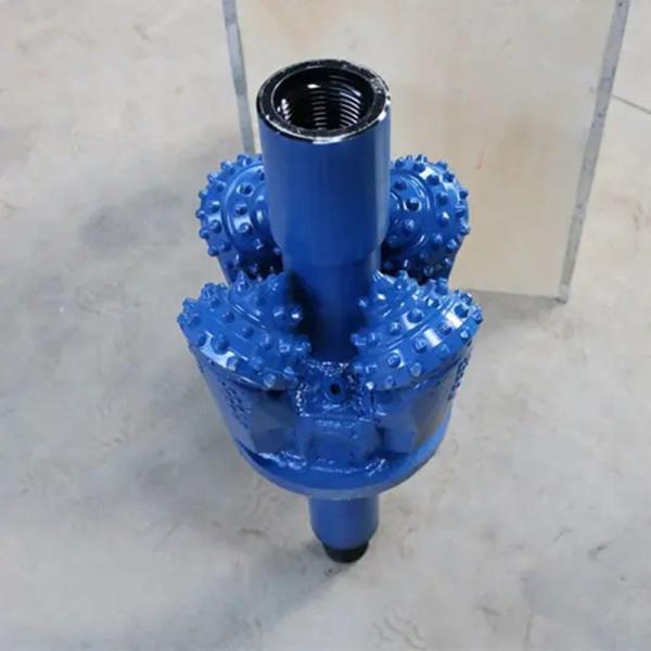 Quality Energy Mining Rock Reamers Threaded Connection Carbide Material for sale