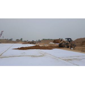 Artificial Lake and Landfill Waterproofing Made Easy with Geosynthetic Clay