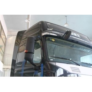 Buy cheap HOWOA7 371 hp Engine And Two Sleepers Tractor Head Truck Right Hand Driving Type from wholesalers