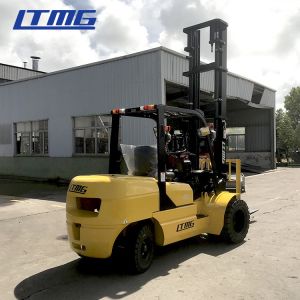 Buy cheap Portable Industrial Counterbalance Forklift Isuzu Engine 500mm Load Center from wholesalers