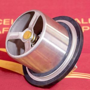 Buy cheap 4318948 Cummins Engine Thermostat Smooth Operation Temperature Resistance from wholesalers