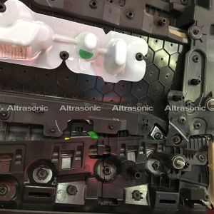 Buy cheap High Exact Automobile Bonne Ultrasonic Riveting Welding Machine 30KHz from wholesalers