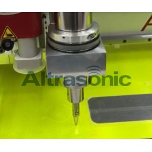 Buy cheap 30KHz Ultrasonic Cutting Machine With Titanium / Replaceable Blade from wholesalers