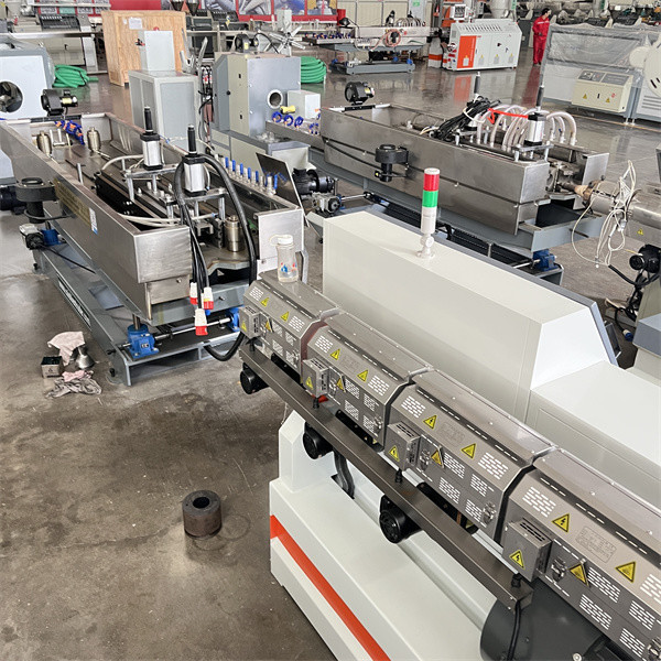 Quality Double Wall Corrugated Pipe Making Machine for Durable Strong Pipes for sale