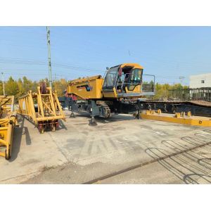 XGC150-1 5 Shaft Number Crawler Crane with 130 Tons Lifting Capacity at