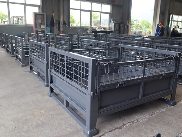 Buy cheap Move Structure Wire Mesh Pallet Cage With Customization Option from wholesalers