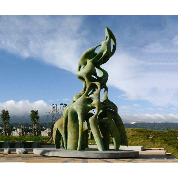 Quality Large Outdoor Bronze Sculpture Handmade Casting Finish For Plaza Decoration for sale