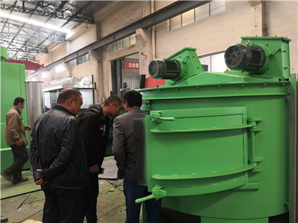 Quality 600*250*250mm Turntable Shot Blasting Machine Dust Removing Machine for sale