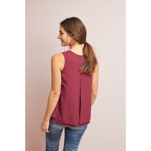 Women Red Sleeveless Top with Back zip