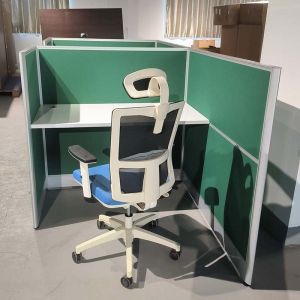 Green Aluminum Computer Office Partition Workstation Computer Desk