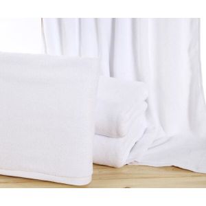Buy cheap 1100g 100*200cm extra big 21S white plain terry bath towel for wholesale, customized logo acceptable from wholesalers