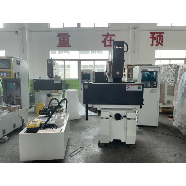 Electrical Discharge ZNC EDM Machine 5KVA Znc-450 With 700*400 Table Max Loading