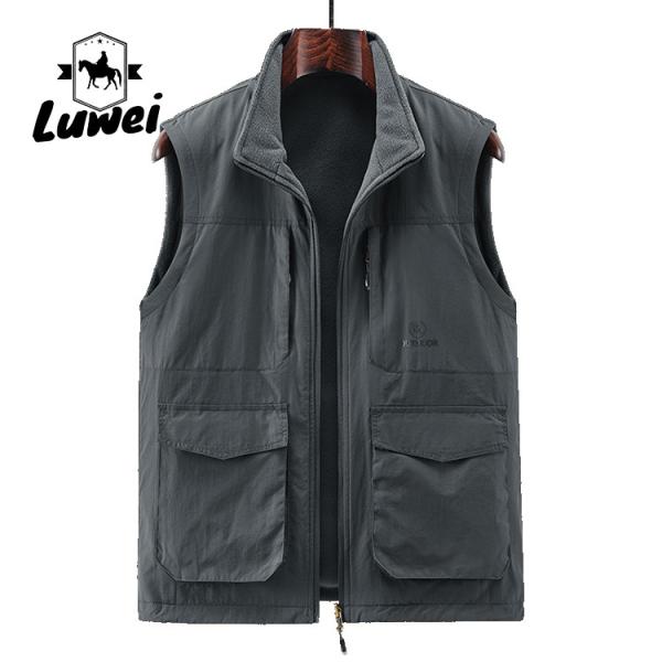 Buy cheap Wholesale Custom High Quality Casual Loose Utility Clothes Sleeveless Waterproof Warmer Winter Vest For Men from wholesalers