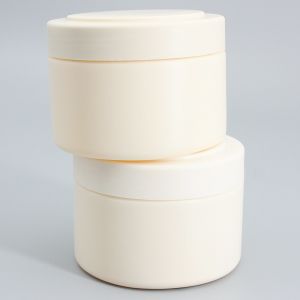 Buy cheap HDPE 29.0g 10.15oz Plastic Cosmetic Jars from wholesalers