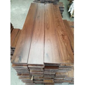 Buy cheap Good Quality American Walnut Solid Hardwood Flooring To India from wholesalers
