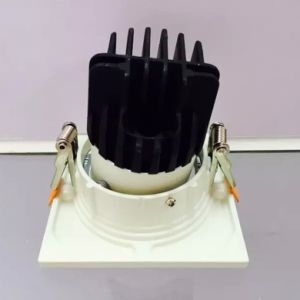 The square ceiling lighting 10W anti glare bovine spotlight