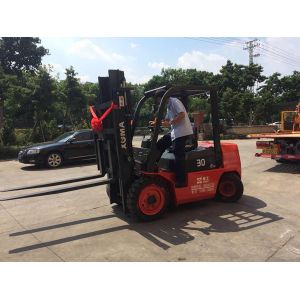 China Stable Forklift Diesel 3 Ton Capacity With With Japanese Diesel Engine Nissan Engine on sale